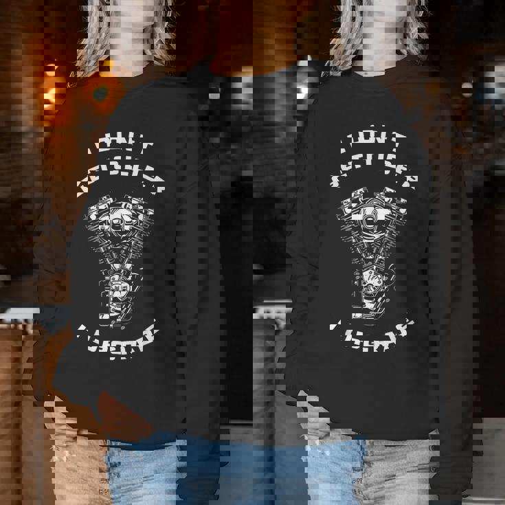 I Don't Get Older I Upgrade – Motorcycle Engine Graphic レディーススウェットシャツ 面白い贈り物