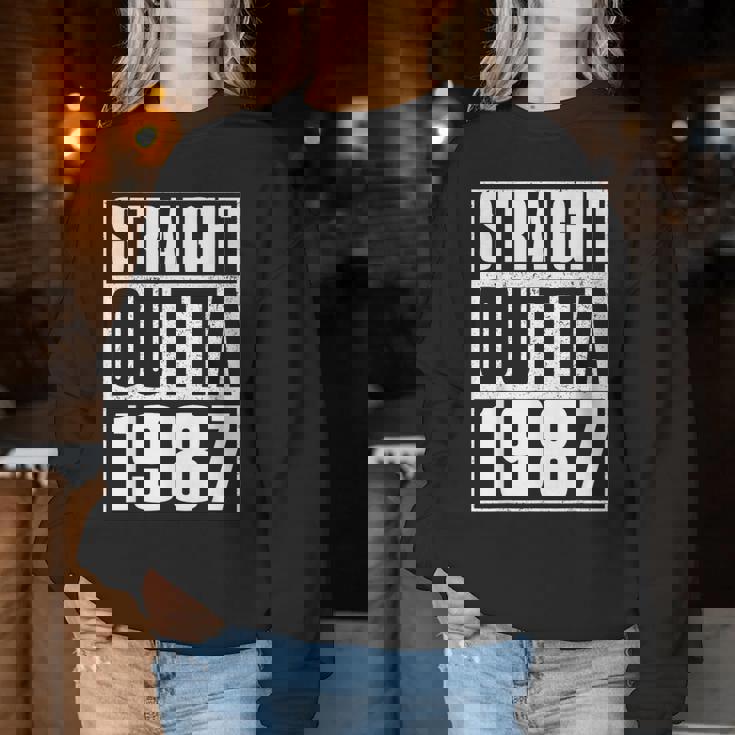Straight Outta 1987 Womenintage 1987 Birth Of Birthday レディーススウェットシャツ 面白い贈り物
