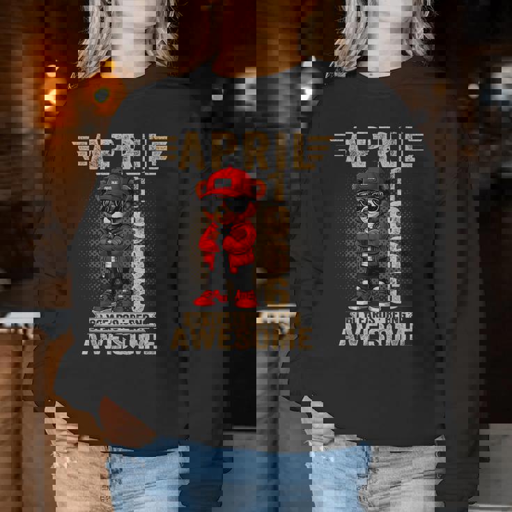 オンバック 4月60日 誕生日 男性 女性 1966年 テディベア レディーススウェットシャツ 面白い贈り物