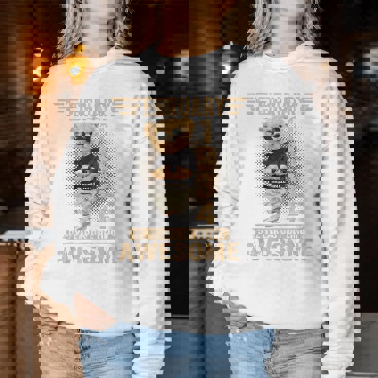 2月 92歳の誕生日 男性 女性 1934年 素晴らしいテディベア レディーススウェットシャツ 面白い贈り物