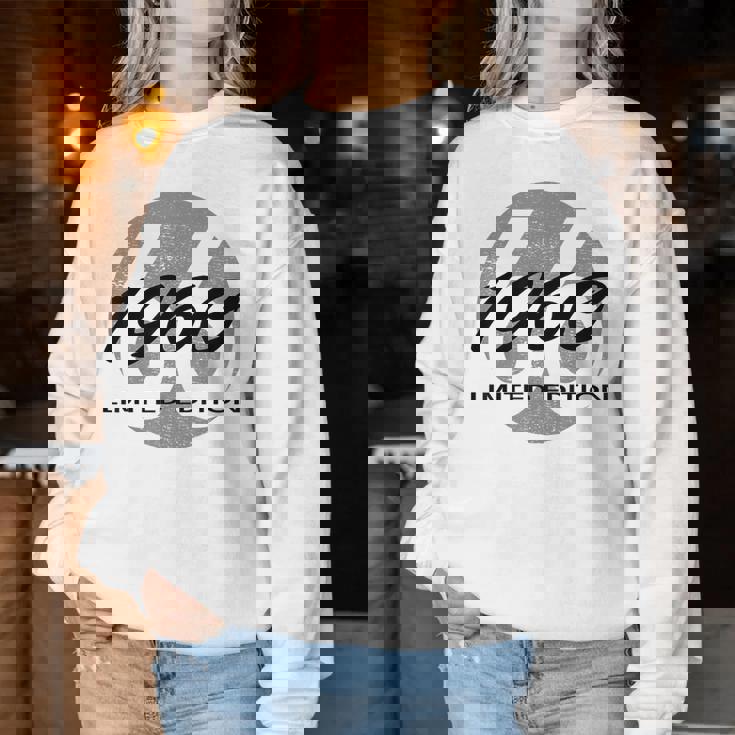 66歳の誕生日 男性 女性 66歳 1960年 面白い ギフト レディーススウェットシャツ 面白い贈り物