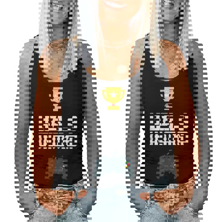 9歳 誕生日シャツ 男の子 女の子 ギフト 9歳 レベルアップ ゲーマー レディースタンクトップ