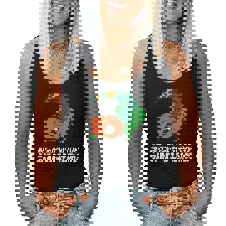 Just A Girl Who Loves Caiman Lizards ファニーカイマントカゲ レディースタンクトップ