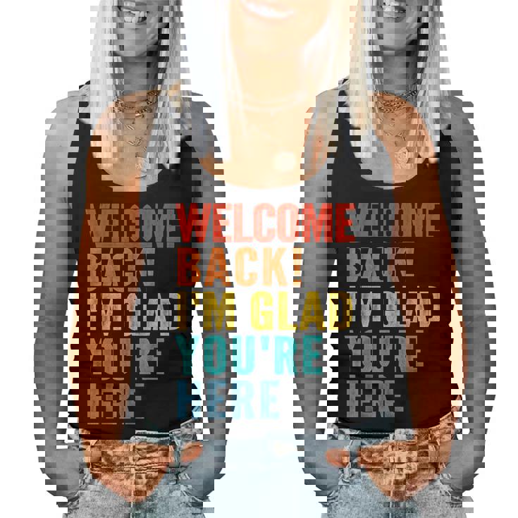 おかえりなさい、ここに来てくれて嬉しいです 男性 女性 子供 レディースタンクトップ