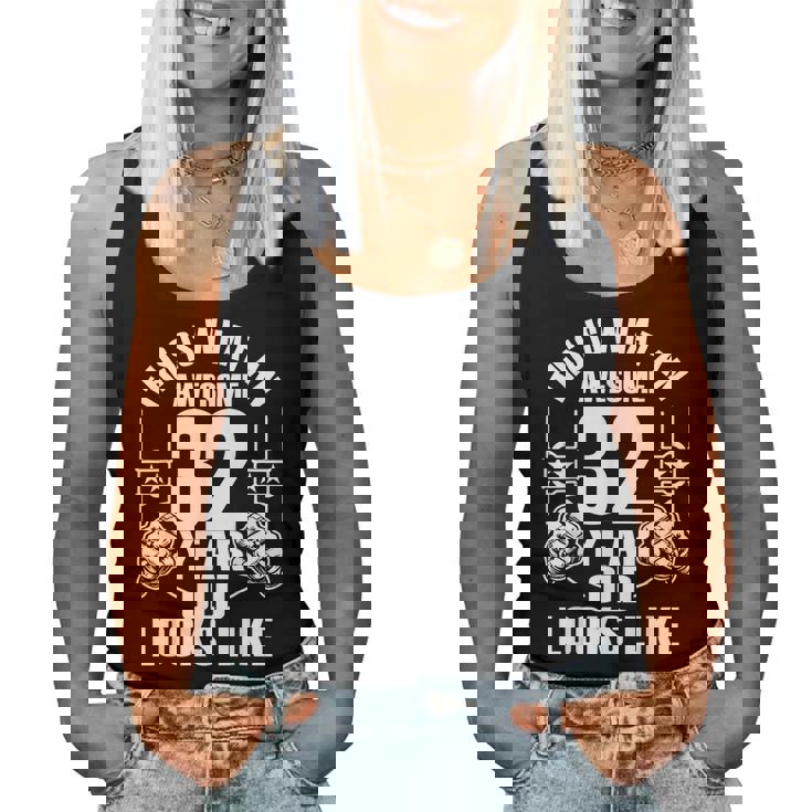 男性、女性、32歳の誕生日への32歳の誕生日プレゼント レディースタンクトップ