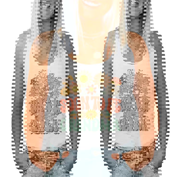 Soon To Be Grandma Expecting Baby Daisy Groovy Wildflower レディースタンクトップ