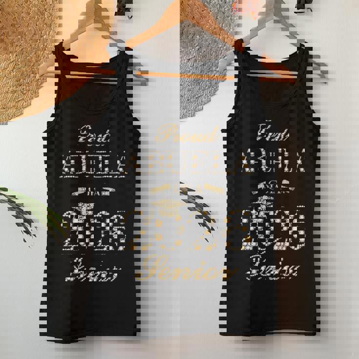 Proud Abuela Of A 2026 シニア 卒業 長袖tシャツ レディースタンクトップ 面白い贈り物