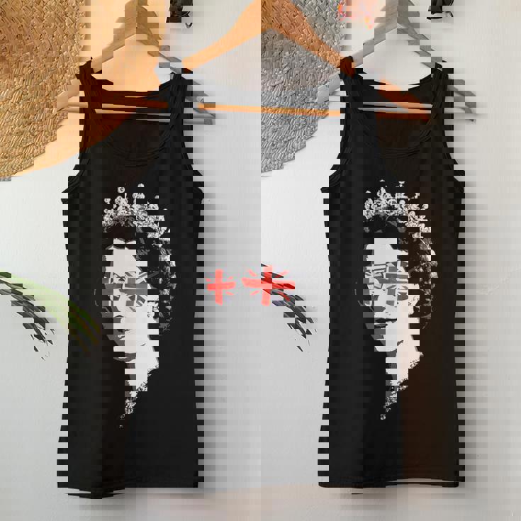 Queen Elizabeth Iiunglasses British Crown エリザベス女王 Meme レディースタンクトップ 面白い贈り物