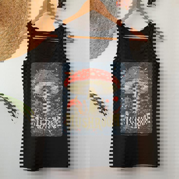 きのこの森の服 男の子 女の子 レディースタンクトップ 面白い贈り物