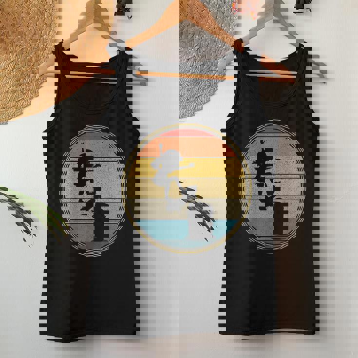 スケーター 女の子 ヴィンテージ レトロ スケートボード スケートボード キッズ レディースタンクトップ 面白い贈り物