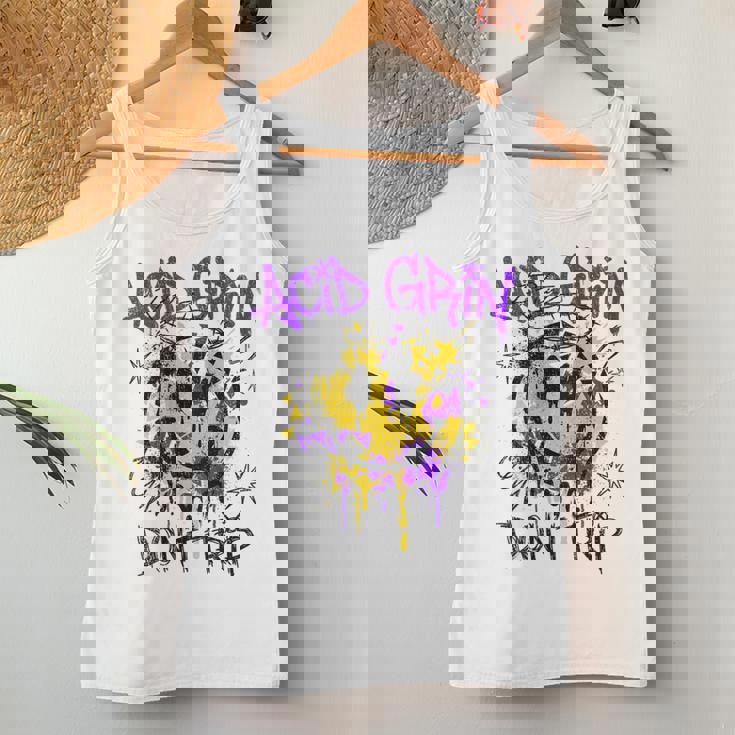 絵文字 美的 ヒップホップ Y2k 服 レトロ ヴィンテージ ストリートウェア ファッション 女性 男性 スマイリー レディースタンクトップ 面白い贈り物