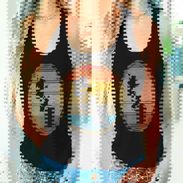 スケーター 女の子 ヴィンテージ レトロ スケートボード スケートボード キッズ レディースタンクトップ 彼女への贈り物