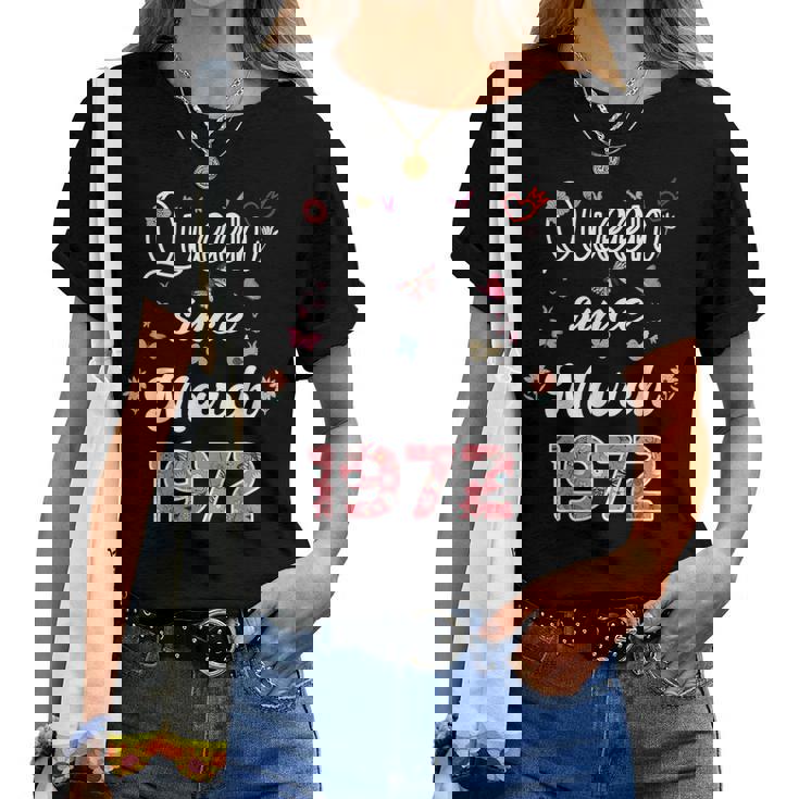 1972年3月より女王 花 1972年3月の誕生日 レディースTシャツ