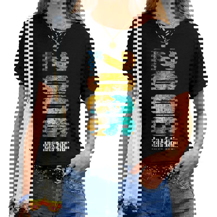 20歳の誕生日プレゼント 女の子 男の子 2006 限定版 レディースTシャツ