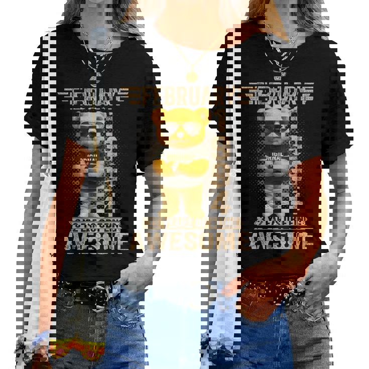 32歳 1994年2月 テディベア 32歳 誕生日 男性 女性 レディースTシャツ