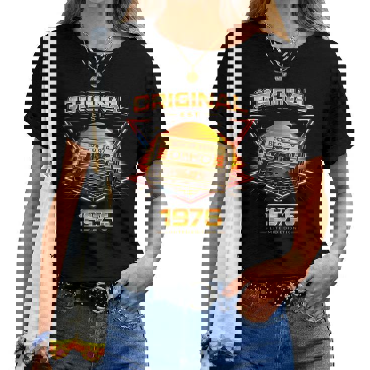 50歳 誕生日 男性女性intage 1976年1976年生まれ レトロデザインブランド レディースTシャツ