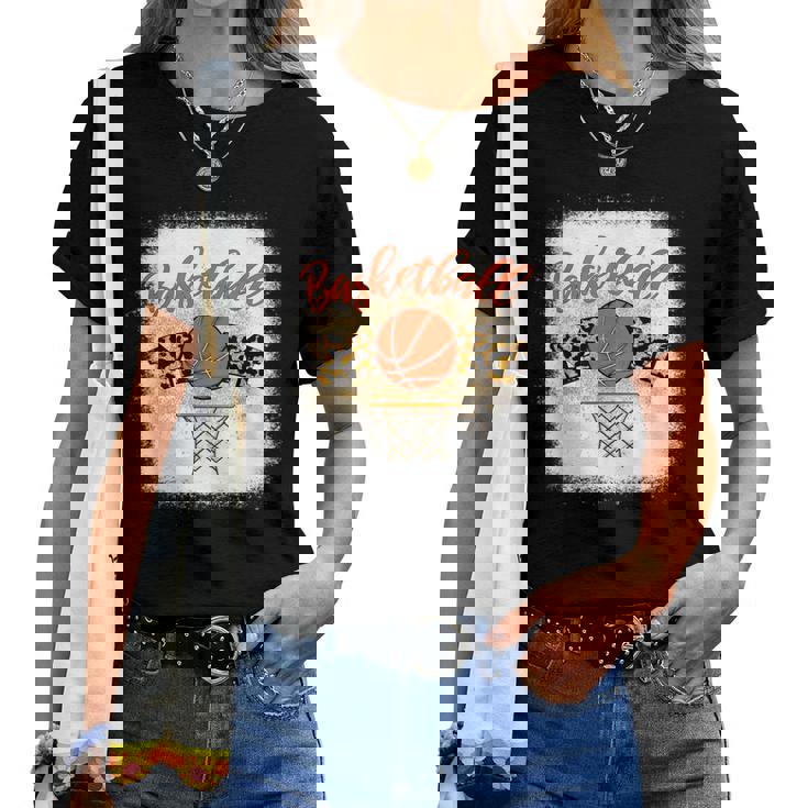 Basketball Mom Bleached Leopard 母の日 バスケットボール ママ レディースTシャツ