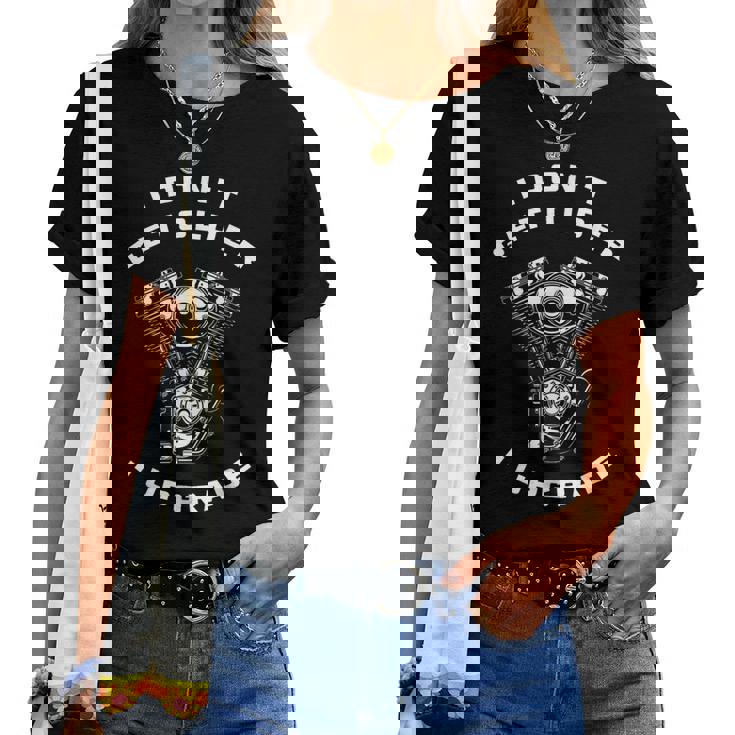 I Don't Get Older I Upgrade – Motorcycle Engine Graphic レディースTシャツ