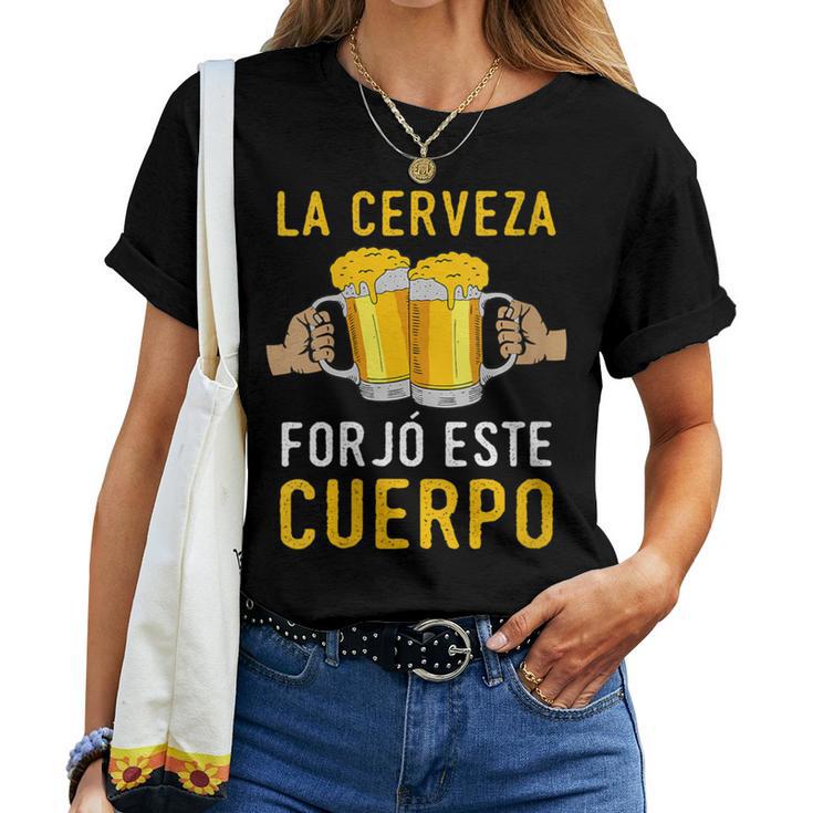La Cerveza Forjó Este Cuerpo Beber Divertidas Cuello Camiseta de mujer