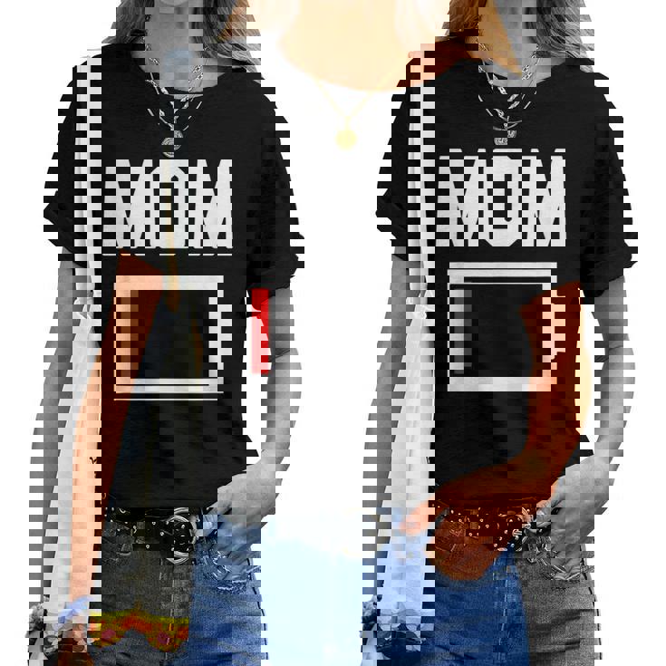 Mom Battery Low Mother Family Mama Mommy Mom レディースTシャツ