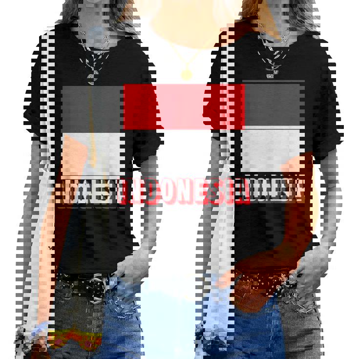 インドネシア国旗 アンティーク調 ナショナル インドネシア 男性 女性 キッズ レディースTシャツ