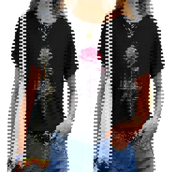 バラ 花 イラスト グラフィック 抽象 ピクセルアート バラ レディースTシャツ