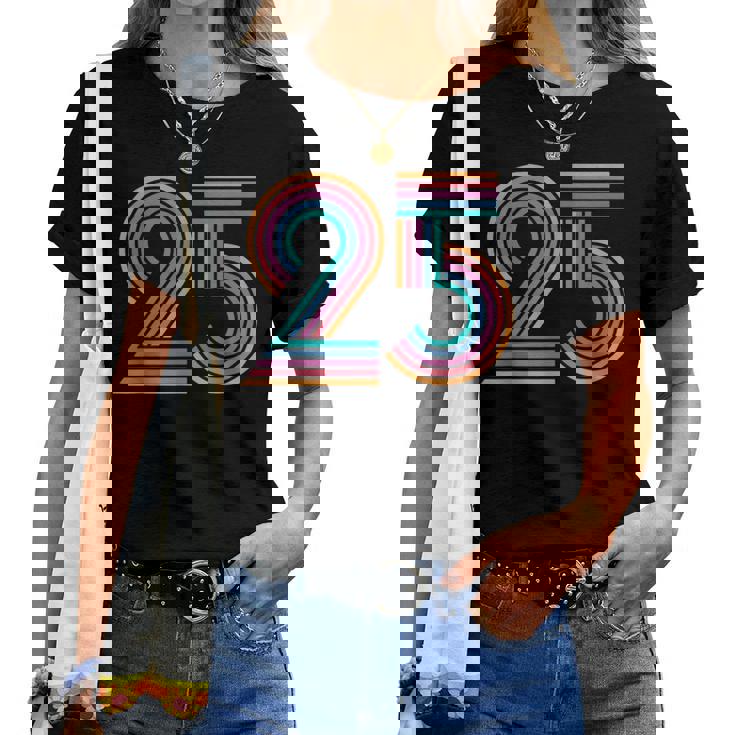 数字 25 25周年 男性 女性 25歳の誕生日 レディースTシャツ