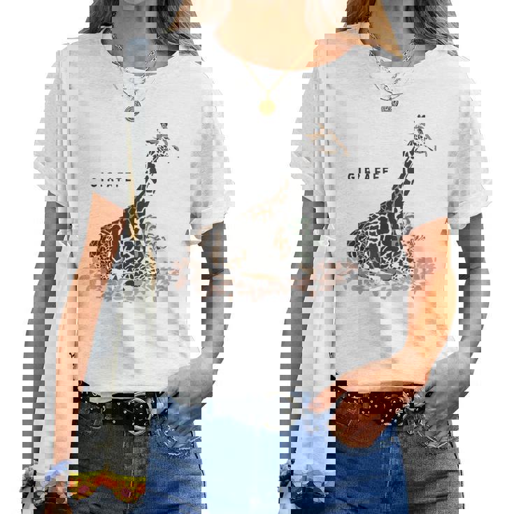 Giraffe キリン イラスト おしゃれ かっこいい キリンの絵 リアル 熱帯の花 野生生物 キリン好き レディースTシャツ