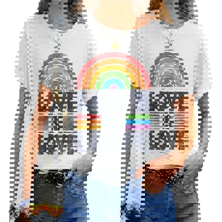 Lgbtq Love Is Love Gay Pride Lgbt Ally Rainbow Flagintage レディースTシャツ
