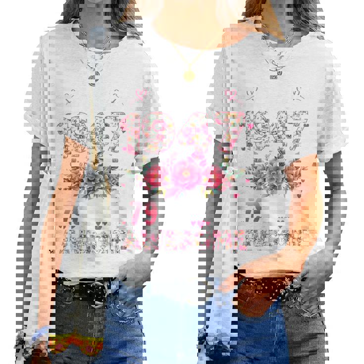 オンバック 79歳 1947年4月 花柄 79歳の誕生日 レディースTシャツ