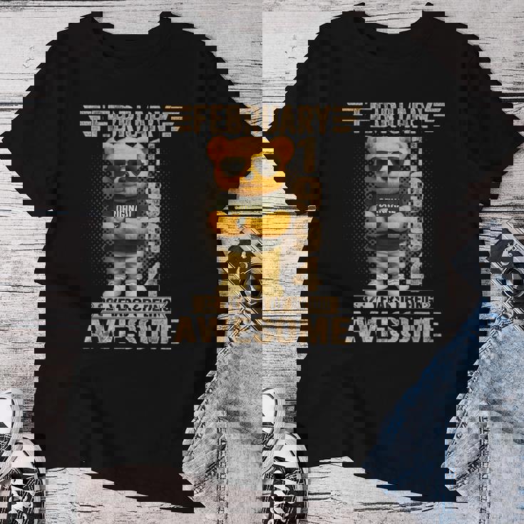 32歳 1994年2月 テディベア 32歳 誕生日 男性 女性 レディースTシャツ 面白い贈り物