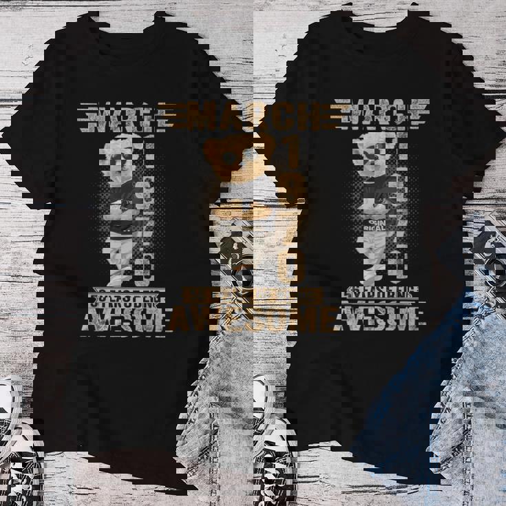 3月 56歳の誕生日 男性 女性 1970年 素晴らしいテディベア レディースTシャツ 面白い贈り物