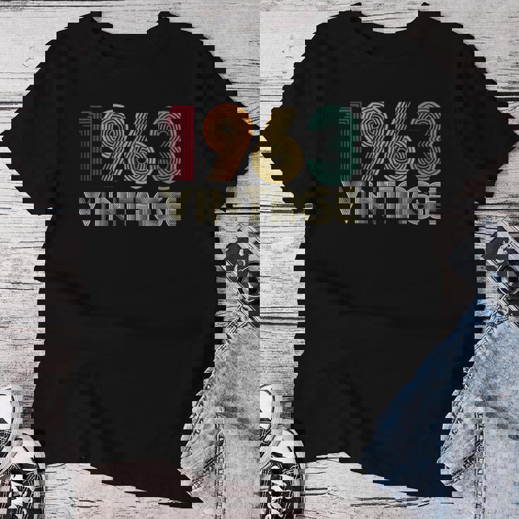 63歳の誕生日プレゼント 63歳 男性 女性 レトロ ヴィンテージ 1963 レディースTシャツ 面白い贈り物