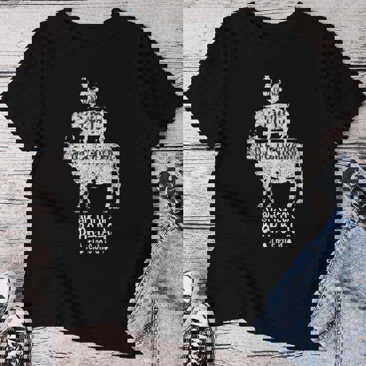 Cow Pig Chicken Bbq Joke 牛と豚と鶏 おかしいバーベキューミートイーター シェフギフト レディースTシャツ 面白い贈り物