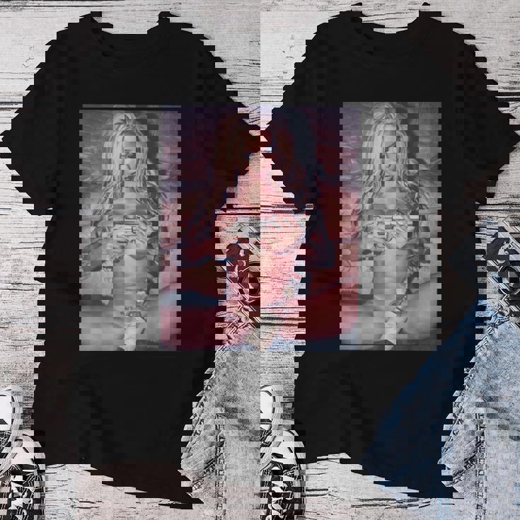 Hot Girl On ピストルを持つ少女 レディースTシャツ 面白い贈り物