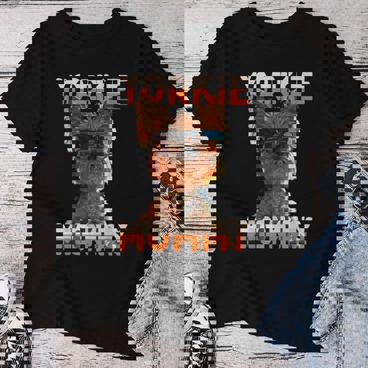 Yorkie Mommyヨーキー ママ 母親 母の日 ママ かわいい ヨークシャー・テリア レディースTシャツ 面白い贈り物