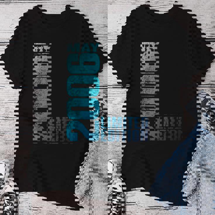 ヴィンテージ2006年5月18歳の男の子の女の子18歳の誕生日 レディースTシャツ 面白い贈り物