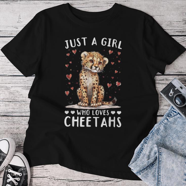 面白いチーターアニマル。チーターが大好きな女の子だけ。 レディースTシャツ 面白い贈り物