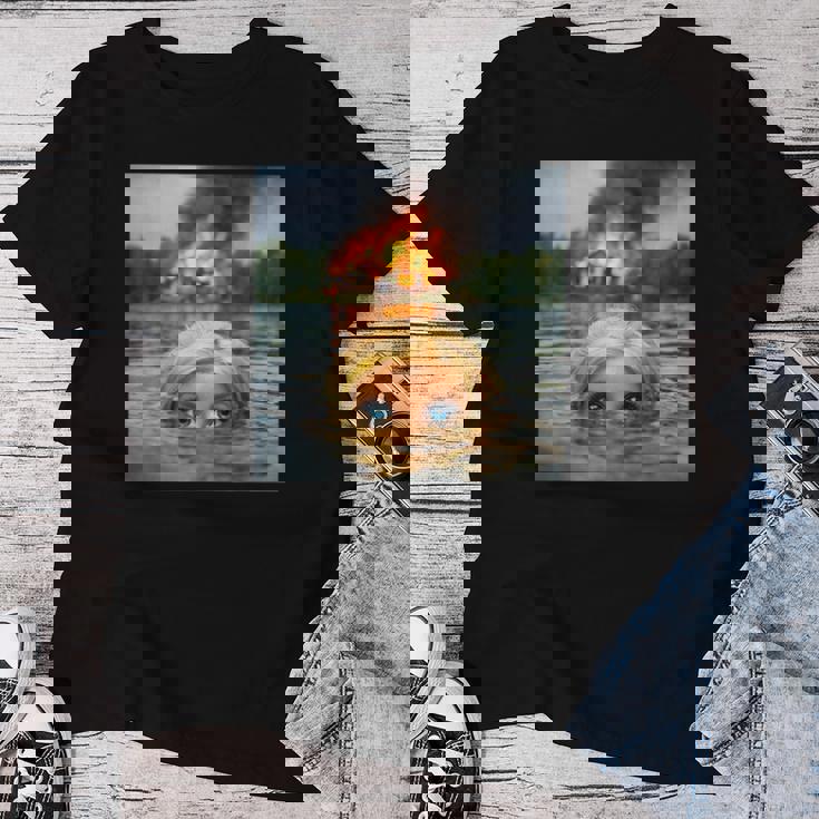 面白い人形の顔の服 ミーム 女性 男性 ヴィンテージ 水泳 レディースTシャツ 面白い贈り物