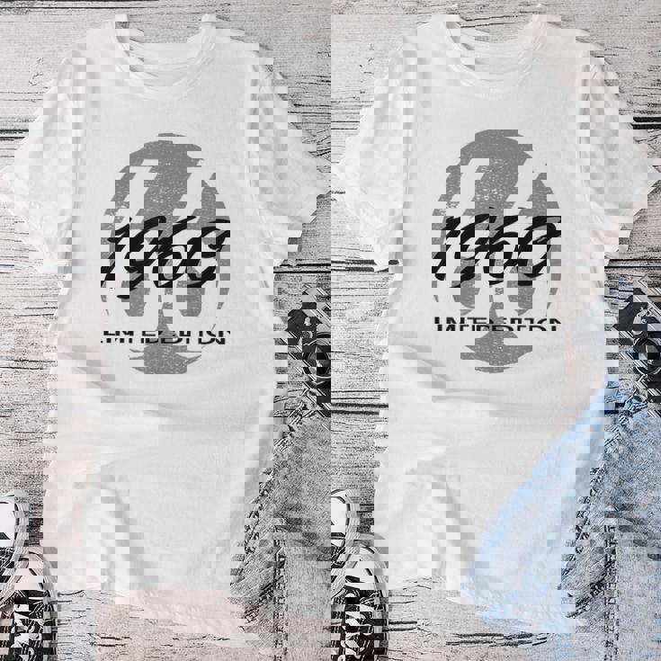 66歳の誕生日 男性 女性 66歳 1960年 面白い ギフト レディースTシャツ 面白い贈り物