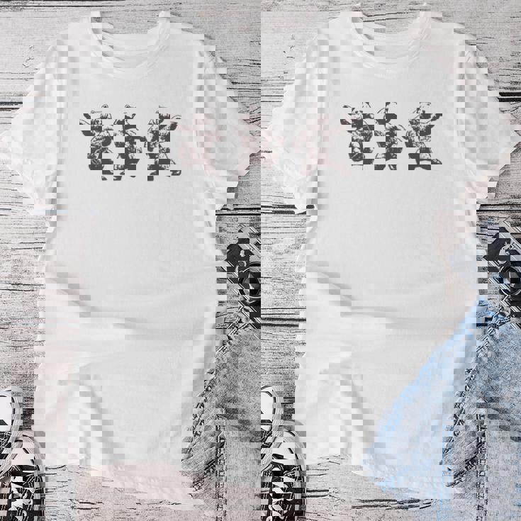 面白いクマのダンスグラフィック。動物愛好家、男性、女性、子供用。 レディースTシャツ 面白い贈り物