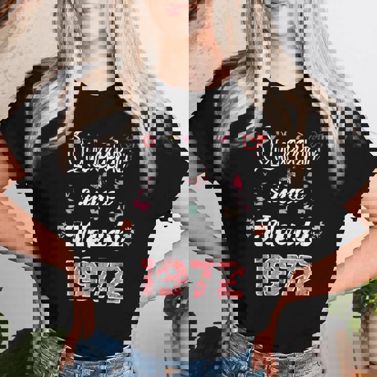 1972年3月より女王 花 1972年3月の誕生日 レディースTシャツ 彼女への贈り物