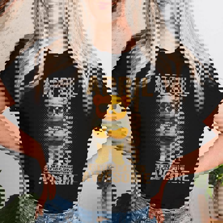 63歳 1963年4月 テディベア 63歳 誕生日 男性 女性 レディースTシャツ 彼女への贈り物