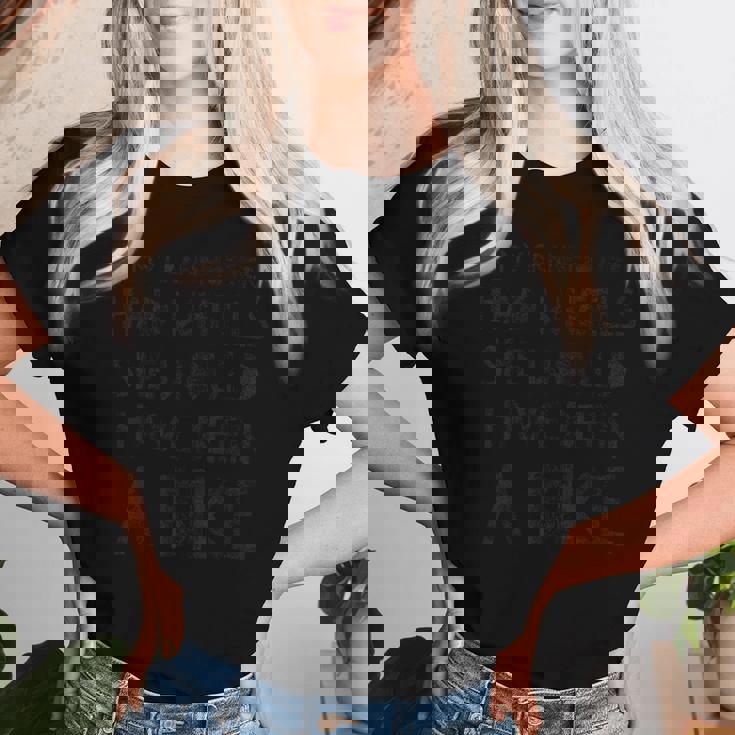 If My Grandma Had Wheelshe Would Have Been A Bike レディースTシャツ 彼女への贈り物