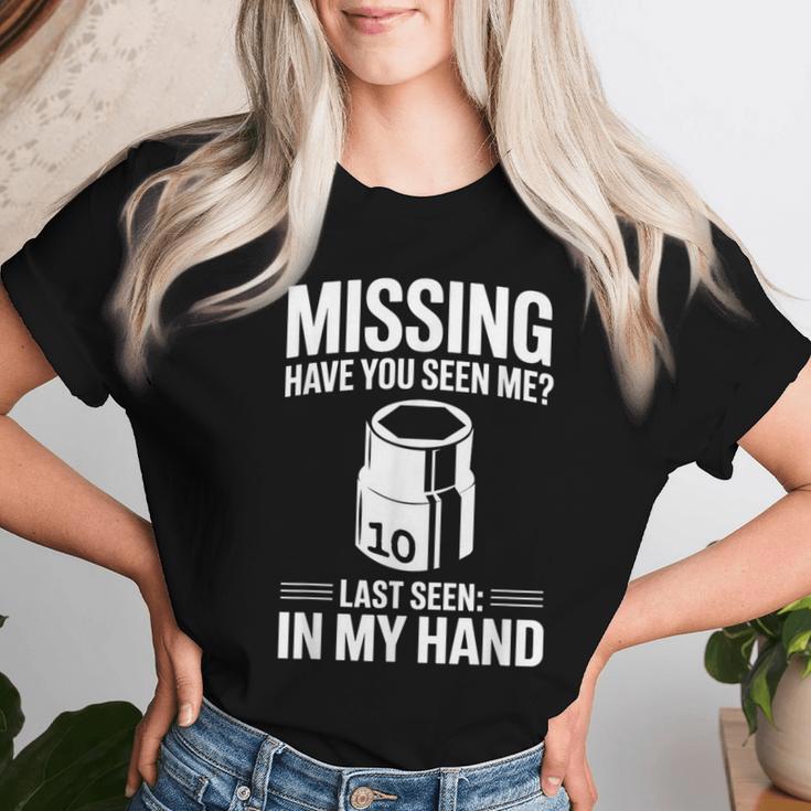 Missing Have Youeen Me 10Mm ソケット 車 ガイ 車 整備士 レディースTシャツ 彼女への贈り物