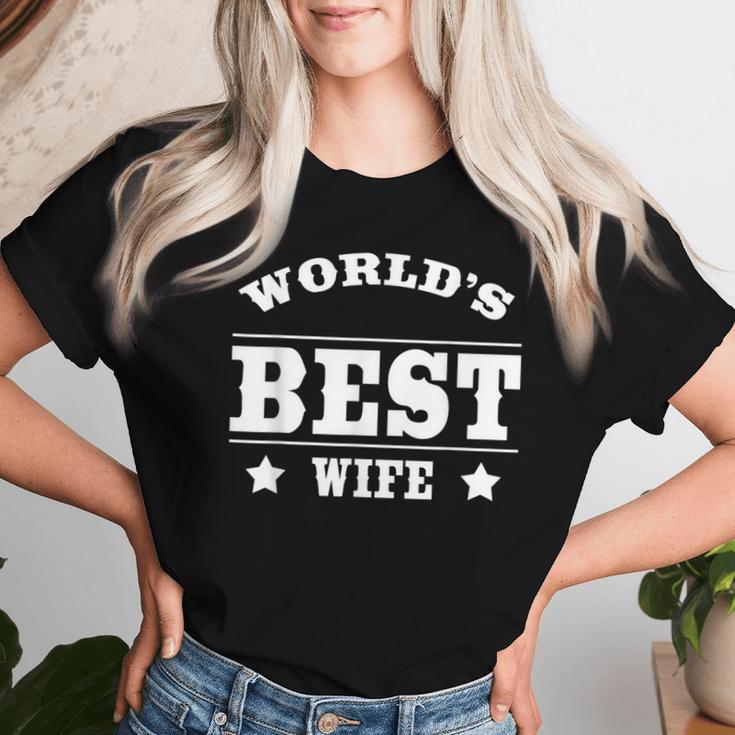 World's Best Wife 面白いウェディングギフトシャツ レディースTシャツ 彼女への贈り物