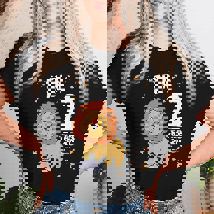 キッズ 2歳の誕生日 ライオン 2歳 男の子 女の子 レディースTシャツ 彼女への贈り物