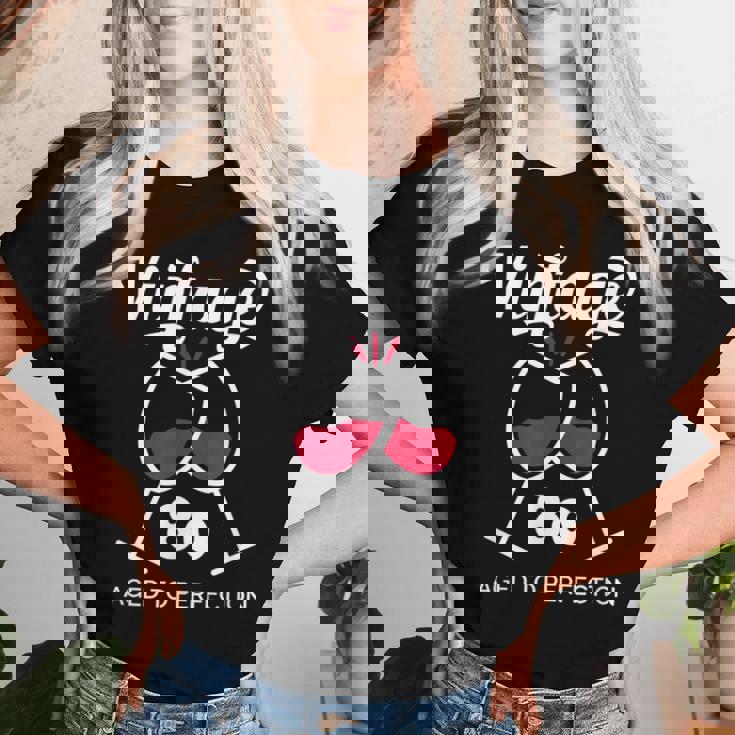 傘寿祝い ワイン好き 酒好き 父 母 男性 女性 80歳お祝いintage Aged To Perfection レディースTシャツ 彼女への贈り物