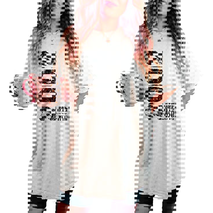 限定 24 歳の誕生日男性版女性 24 歳 2002 ギフト レディースオーバーサイズコンフォートTシャツ