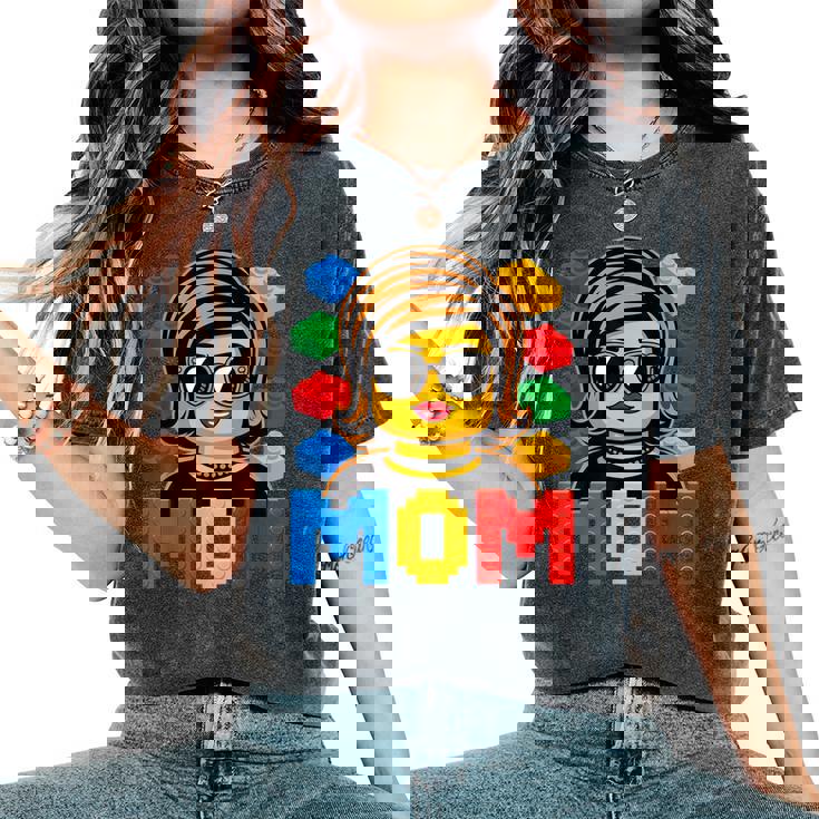 Family Mom Master Builder Building Bricks Blocks Women's Oversized Comfort T-Shirt